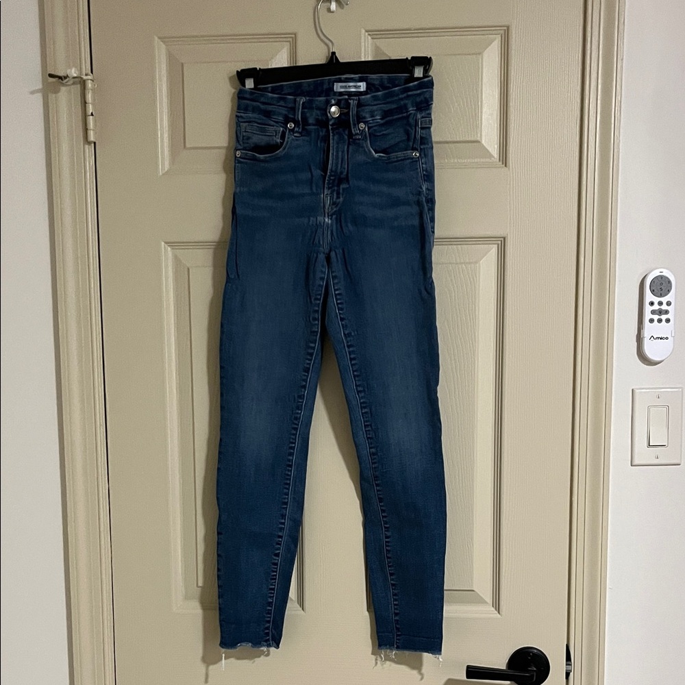 Good American Dark Blue Skinny Crop Jeans CE016
